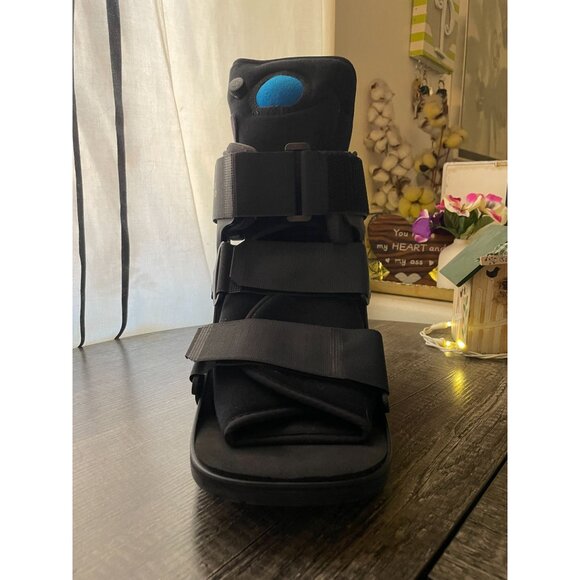 United Ortho USA14115 Short Air Cam Walker Fracture Boot Medium Black right left - Picture 6 of 10